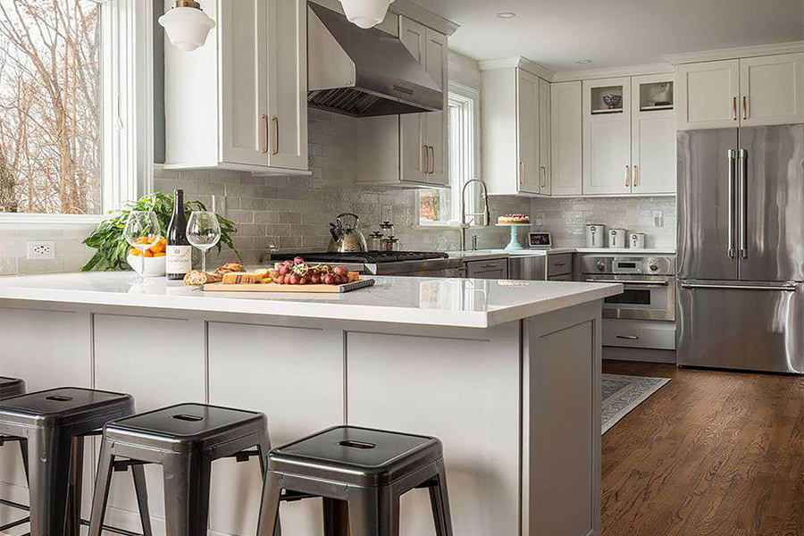 Peninsula Kitchen example 1